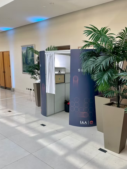 Oval Photo Booth Graphics